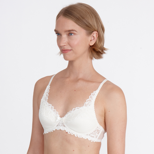 The Little Women Victoria High Apex Non-Wired Medium Removable Padded Bra