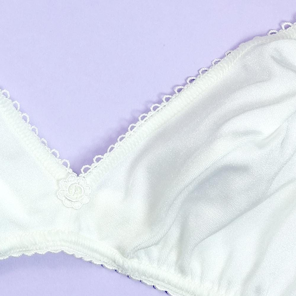 Silhouette LC6 - La Chica Soft Cup Bra Detail - Small Bras For Teens